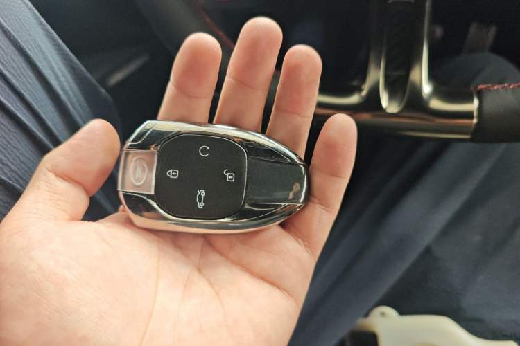 Used GAC Trumpchi EMPOW 2023 270T DCT J16 Version Vehicle Key