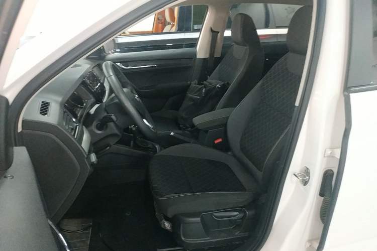 Used Skoda Kamiq 2020 1.5L Automatic Standard Edition
