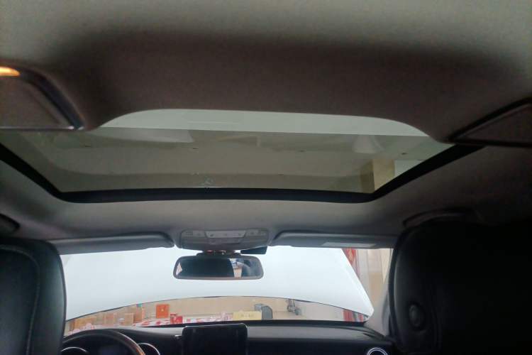 Used Mercedes-Benz C-Class 2015 C 200 L