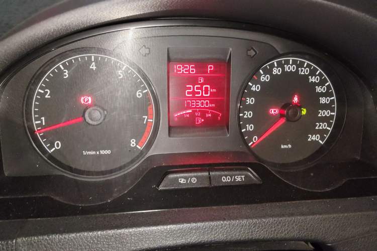 Used Volkswagen Santana 2013 1.6L Automatic Comfort Edition Odometer Close Up