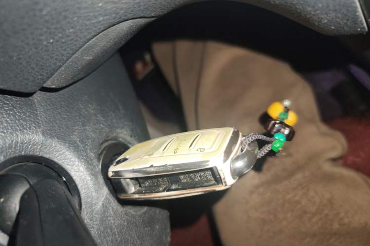 Used Volkswagen Polo 2016 1.6L Automatic Comfort Model
