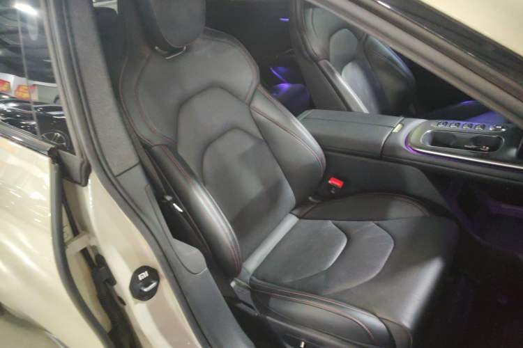 Used Xiaomi Auto SU7 2024 Rear-Drive Ultra-Long Range Advanced Pro-Level Intelligent Driving Version
