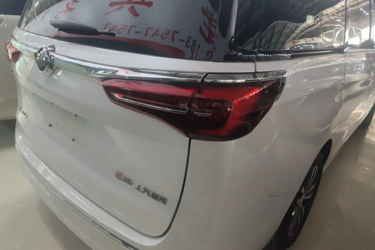 Used Buick GL8 2022 ES Landtrek 653T Comfort Edition Right Rear Taillight