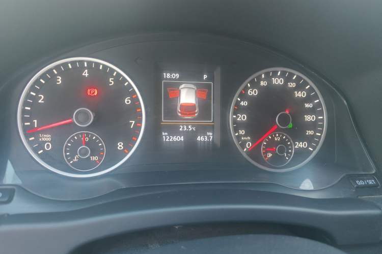 Used Volkswagen Tiguan 2015 1.8TSI Automatic Two-Wheel Drive Luxury Model
