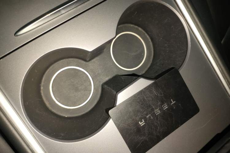 Used Tesla Model 3 2022 Rear-Wheel-Drive Version
