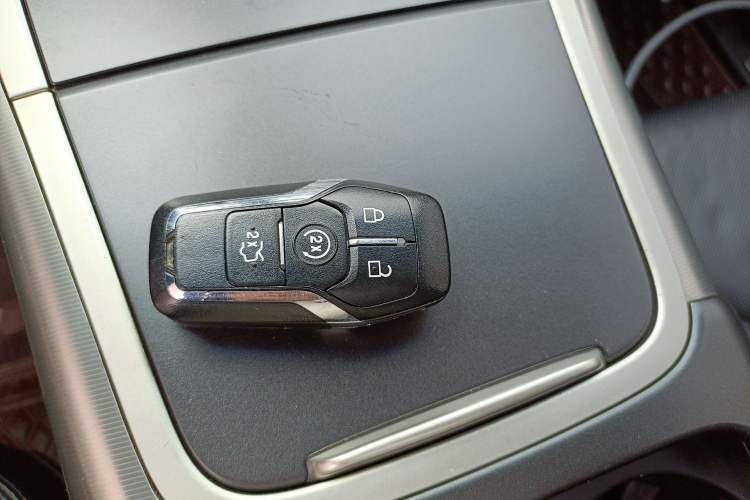 Used Lincoln MKX 2015 2.0T Four-Wheel Drive Luxury Edition Vehicle Key