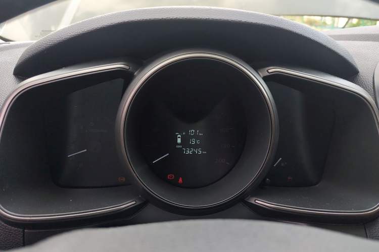 Used CHANGAN OSHAN CX70 2016 1.6L Manual Luxury Model
