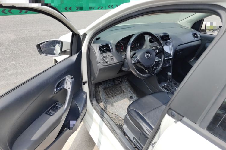 Used Volkswagen Polo 2016 1.6L Automatic Comfort Model Driver Seat