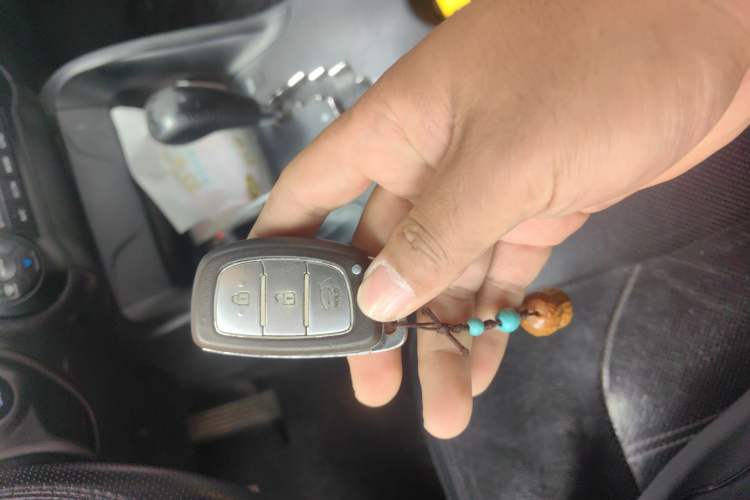 Used Hyundai ix35 2015 2.0L Automatic 2WD Smart Version China V Standard
