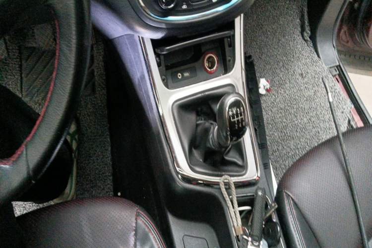 Used Baojun 560 2016 1.5T Manual Luxury Model
