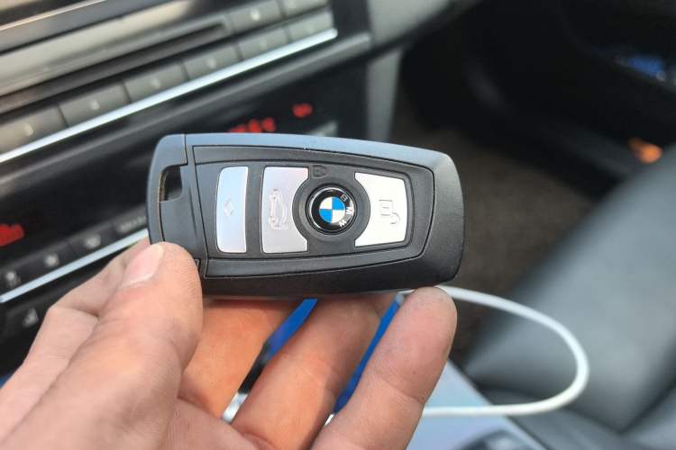 Used BMW 5 Series 2013 530Li Luxury Model