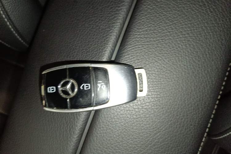 Used Mercedes-Benz E-Class 2016 E 200 L Sport Edition