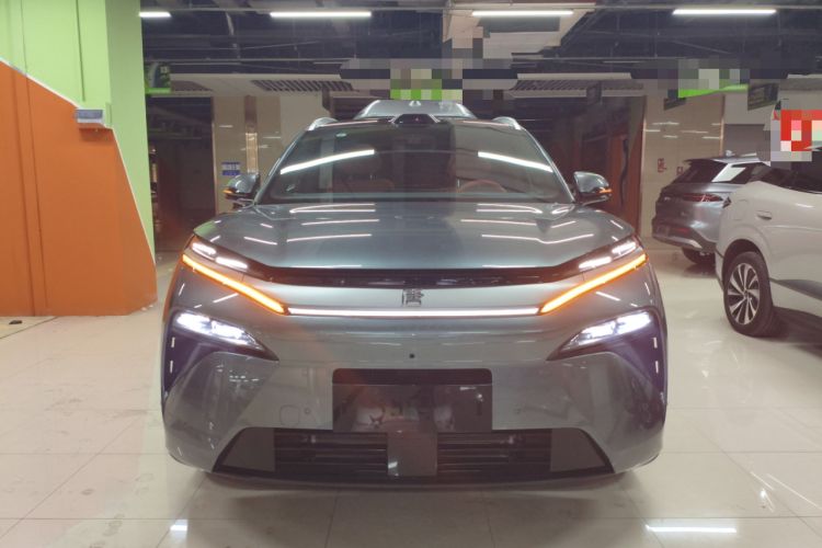 Used BYD Tang L 2025 DM 175KM Drone Player Edition
