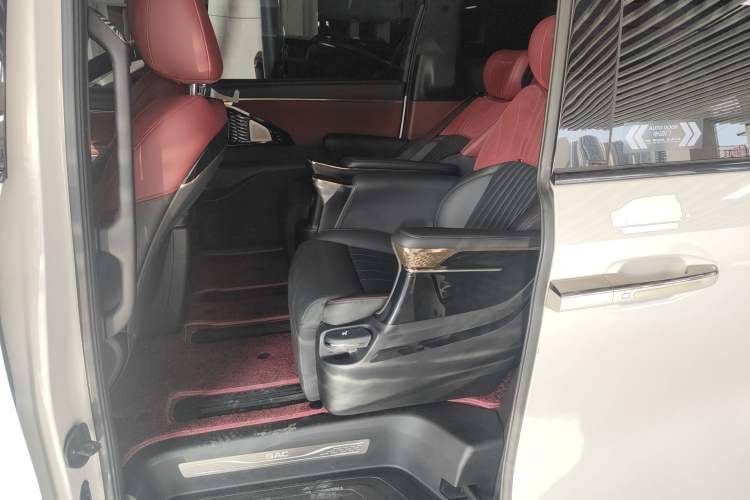 Used GAC Trumpchi M8 2023 Zongshi Series 400T Ultimate Edition
