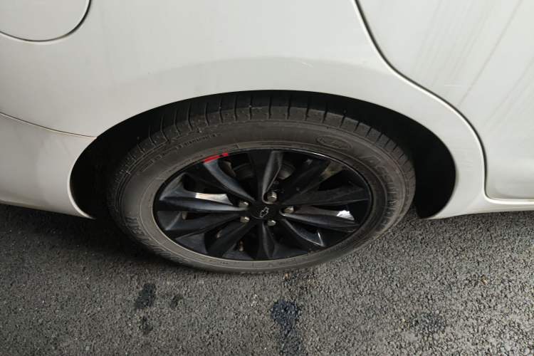 Used Chevrolet Monza 2019 Redline 320T Dual-Clutch Sporty Version China VI Standard Right Rear Wheel Hub