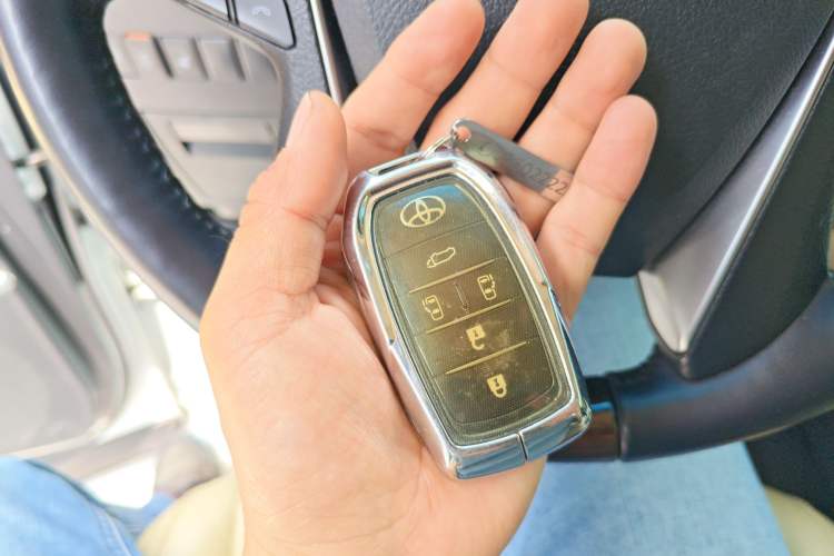 Used Toyota Alphard 2021 Dual-Engine 2.5L Luxury Edition