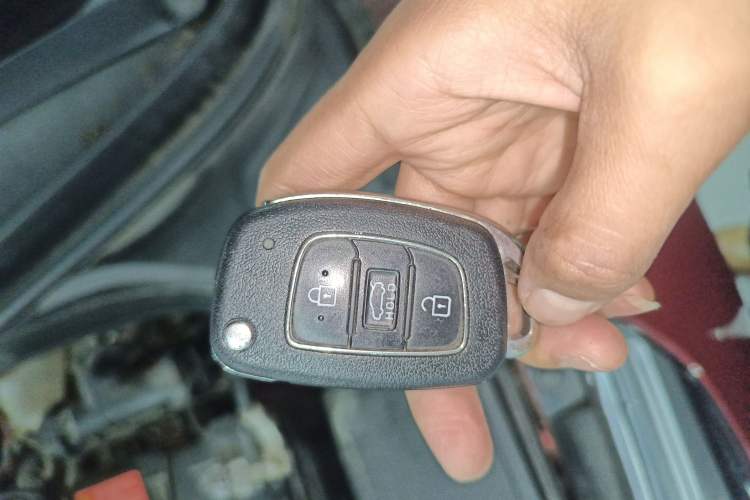 Used Hyundai Verna RV 2017 1.4L Automatic Cool Edition GLS China VI Standard Vehicle Key