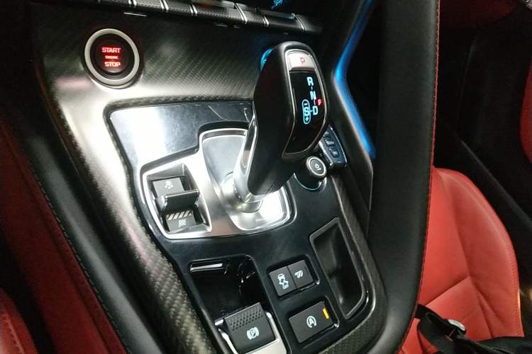 Used Jaguar F-TYPE 2019 2.0T Hardtop Version
