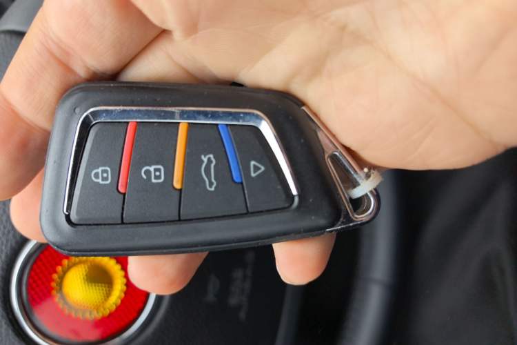 Used Hongqi H7 2017 2.0T Luxury Model Vehicle Key