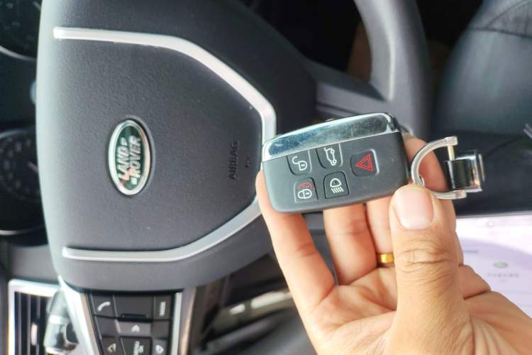 Used Land Rover Discovery Sport 2017 2.0T PURE