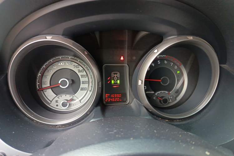 Used Mitsubishi Pajero 2015 3.0L Automatic Luxury Version China IV Standard