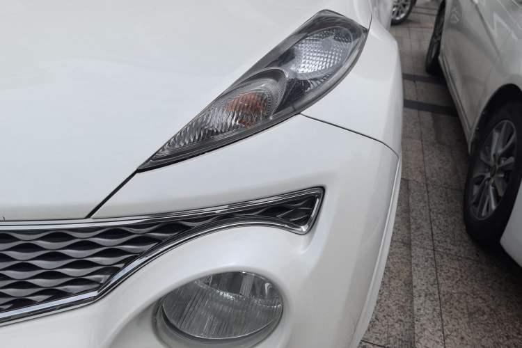 Used Infiniti ESQ 2014 1.6L Spontaneous Edition Left Front Headlight