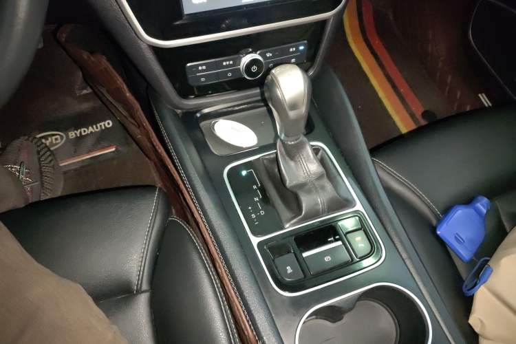 Used BYD Song MAX 2017 1.5T Automatic Smart Connect Luxury 7-Seater
