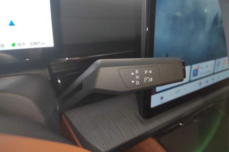 Used Dongfeng eπ eπ007 2024 200Pro Range-Extended Version