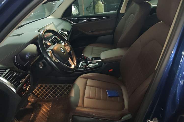 Used BMW X3 2020 xDrive25i Luxury Package Left Front Seat