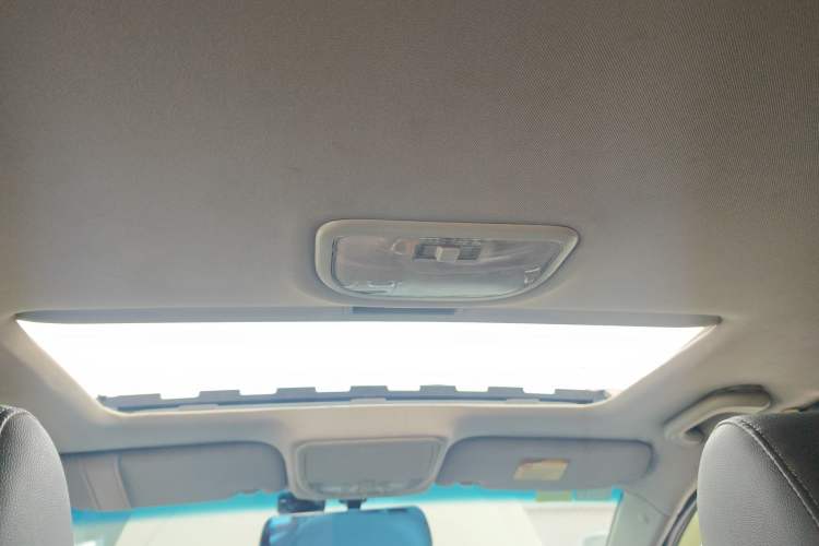 Used Geely Auto Classic Emgrand 2012 Sedan 1.8L CVT Luxury Model
