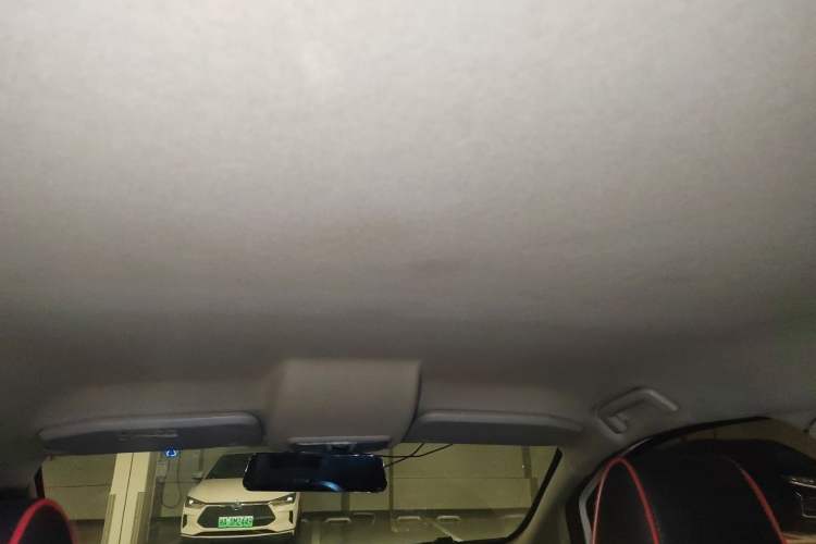 Used Ford EcoSport 2013 1.5L Automatic Fashion Model Headliner