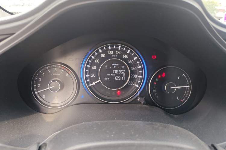 Used Honda Crider 2013 1.8L automatic luxury edition
