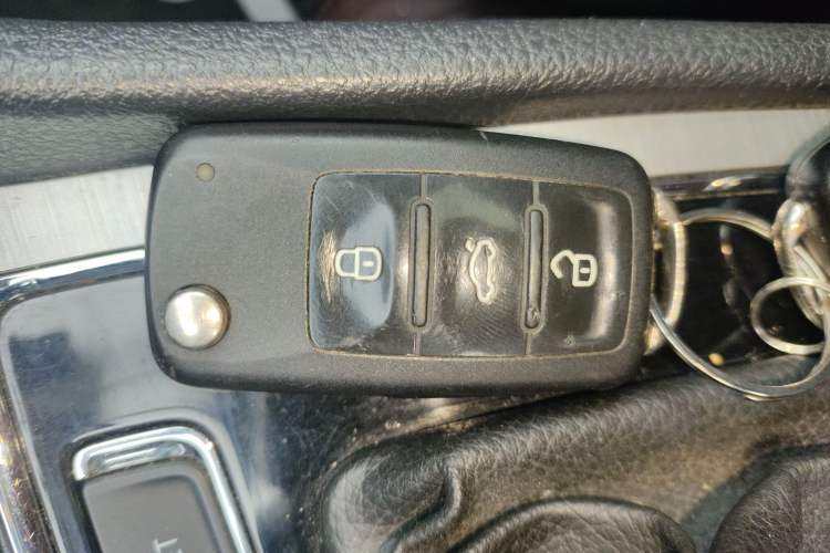 Used Volkswagen Lavida 2013 Restyled Classic 1.6L Automatic Comfort Edition