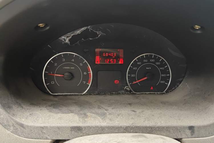 Used Wuling Rongguang V 2016 1.2L Practical Version Instrument Cluster