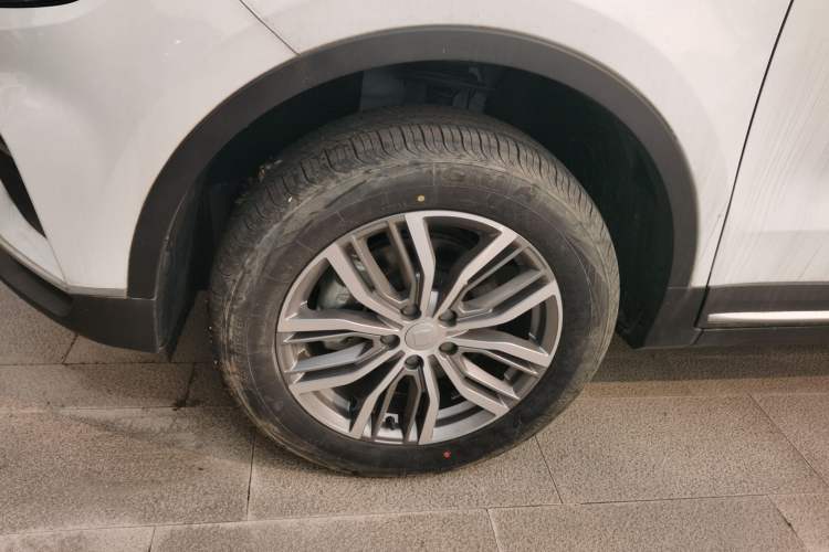 Used Farizon FX 2021 1.8T Smart Connect 5-Seater
