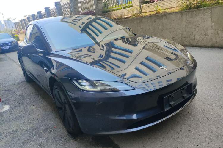 Used Tesla Model 3 2023 Rear-Wheel-Drive Version