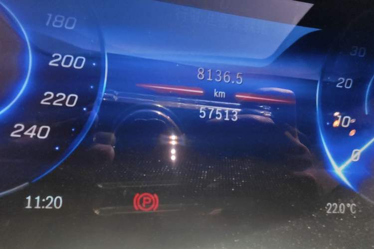 Used Mercedes-Benz EQS 2022 450+ Pioneer Edition Odometer Close Up