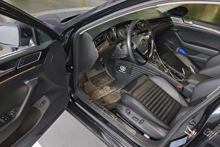 Used Volkswagen Magotan 2018 Facelift 330TSI DSG Luxury Model
