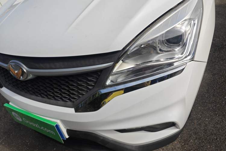 Used HYOSOW H3 2015 1.5L manual Comfort trim level