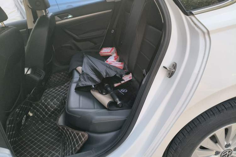 Used Volkswagen Lavida 2021 1.5L Automatic Comfort Edition
