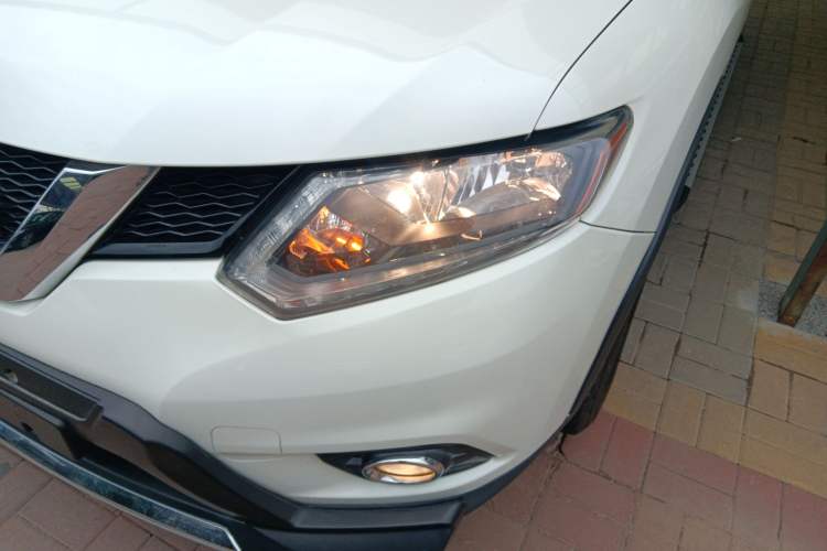 Used Nissan X-Trail 2014 2.0L CVT Comfort Edition 2WD Left Front Headlight