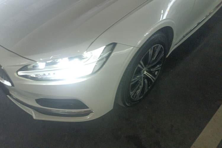 Used Volvo S90 2021 B5 Zhiyuan Luxury Edition
