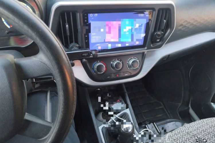 Used CHANGAN KAICHENG Ruixing M60 2023 1.5L GDI Comfort-Class Passenger Vehicle 6/7 Seats Audio And AC Panel