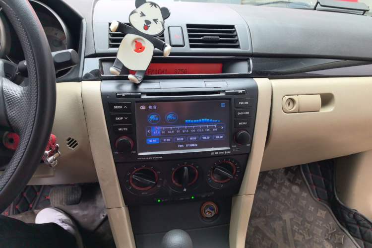 Used Mazda 3 2010 1.6L Automatic Classic Stylish Version Audio And AC Panel