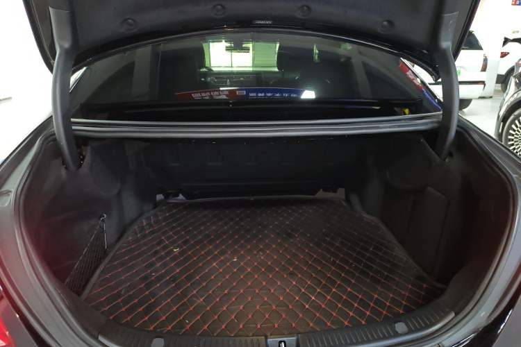 Used Mercedes-Benz E-Class 2019 E 300 L Stylish Model