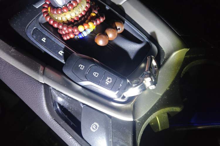 Used Ford Mondeo 2013 2.0L GTDi 200 Luxury Model