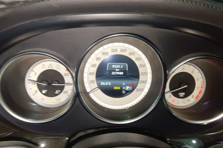 Used Mercedes-Benz CLS 2012 CLS 300 CGI Instrument Cluster