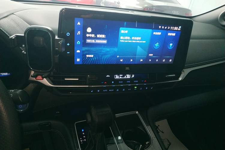 Used Toyota Sienna 2021 2.5L Hybrid Platinum Edition