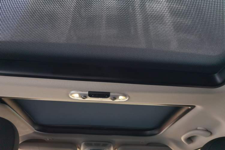 Used MINI 2018 1.5T COOPER Classic Edition Five-Door Version
