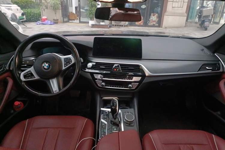 Used BMW 5 Series New Energy 2021 535Le M Sport Package Center Console